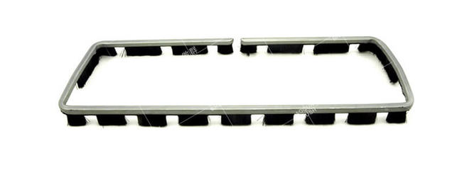 精準匹配，高效清潔 傲群制刷如何實現(xiàn)工業(yè)吸塵器排刷的個性化定制